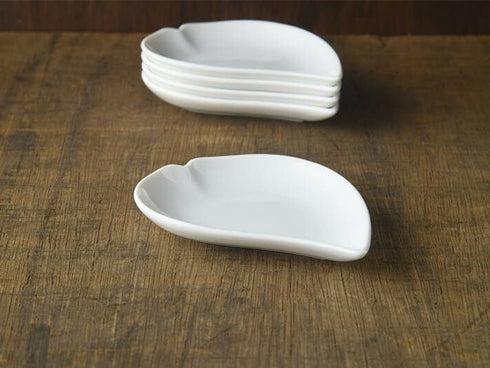 Sakura plates